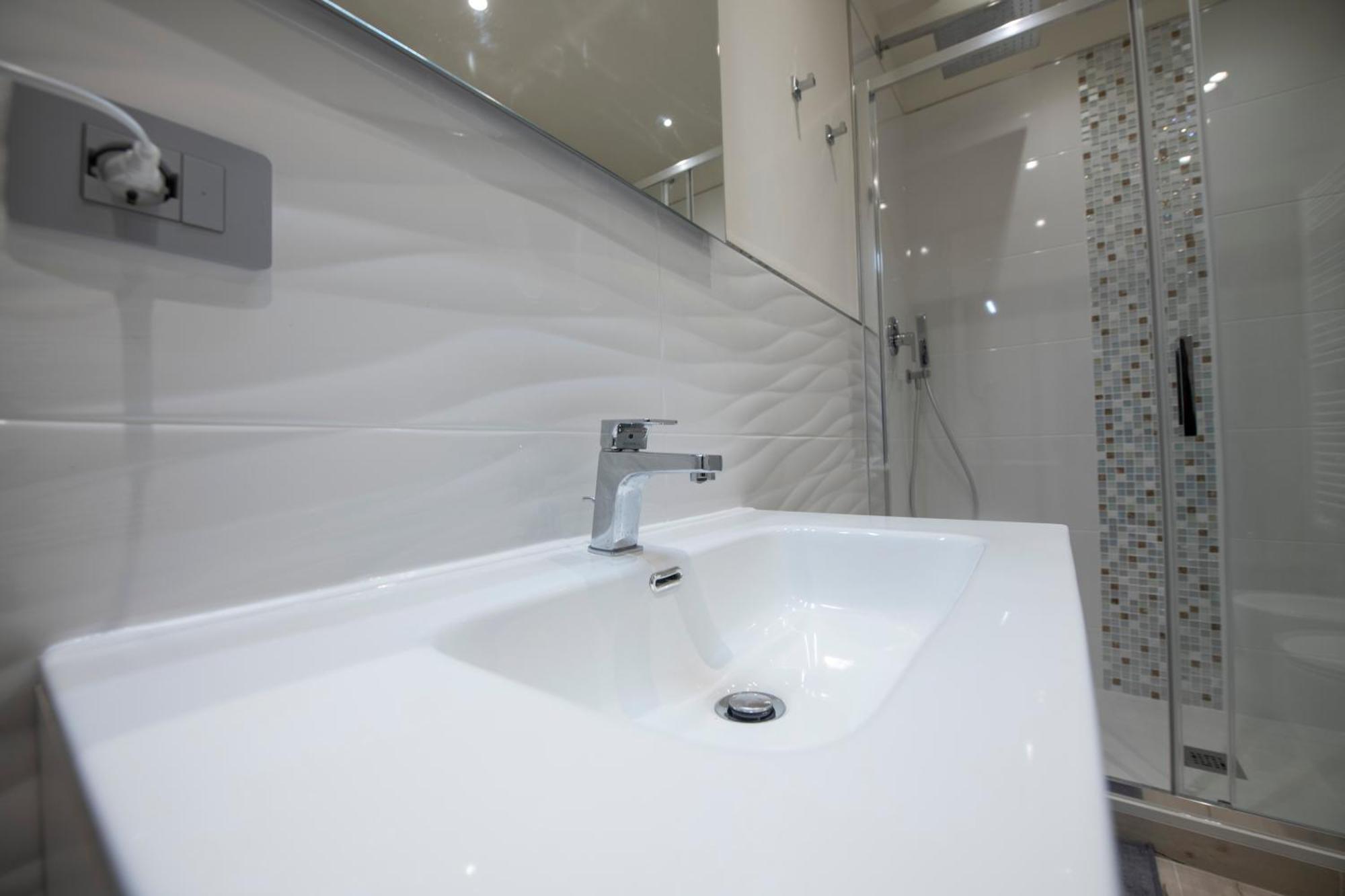 243B - Appartamento Mignon - Sara Home Chiavari, 200Metri Dal Mare Екстер'єр фото